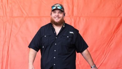 Luke Combs Makes History With Another No. 1 Smash