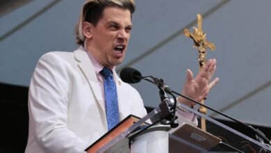 Milo Yiannopoulos Detained By ICE Milo Yiannopoulos Detained By ICE