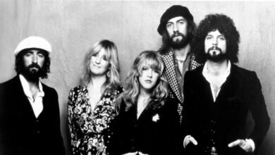 Fleetwood Mac Hits A Milestone As Americans Continue To Stream The Band Non-Stop Fleetwood Mac Hits A Milestone As Americans Continue To Stream The Band Non-Stop