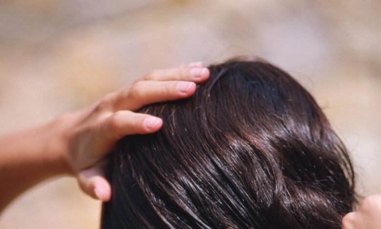 For Mirror Shine, Wash Your Hair the Chinese Way