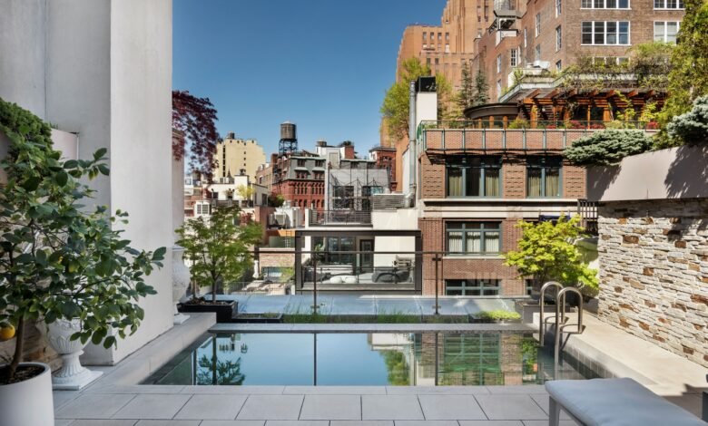 Manhattan’s luxury rental market is booming, with units reaching 0,000 a month Manhattan’s luxury rental market is booming, with units reaching 0,000 a month