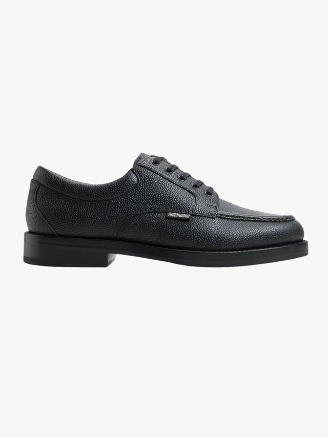 Image may contain Clothing Footwear Shoe Sneaker and Canvas