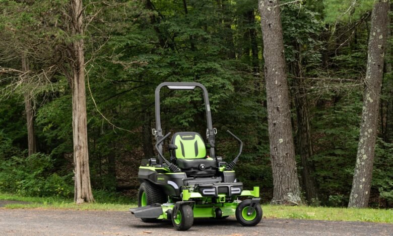 Greenworks’ MaximusZ electric riding mower has five motors and a few compromises Greenworks’ MaximusZ electric riding mower has five motors and a few compromises
