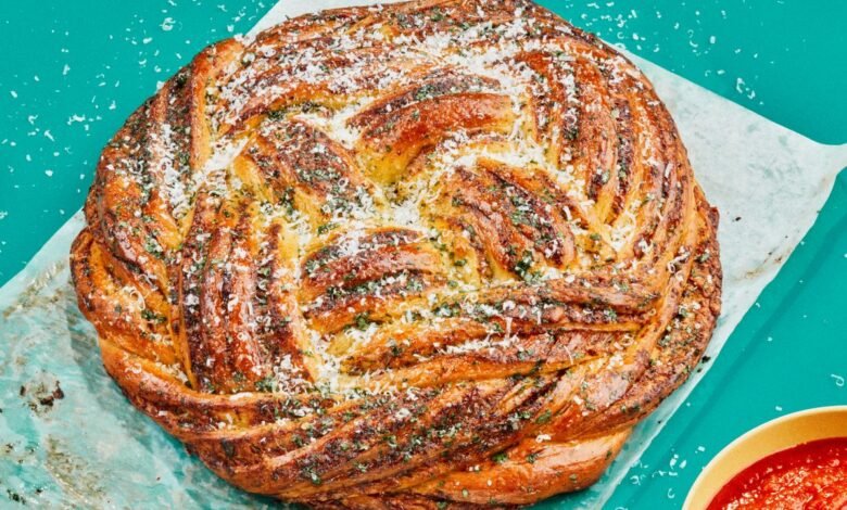 Giant Garlic Knot Giant Garlic Knot