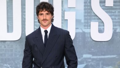 Are Jacob Elordi’s Pants Too Long? Here’s What Expert Tailors Think