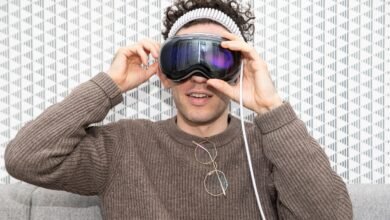 Apple is laying off staffers working on the Vision Pro and Siri Apple is laying off staffers working on the Vision Pro and Siri