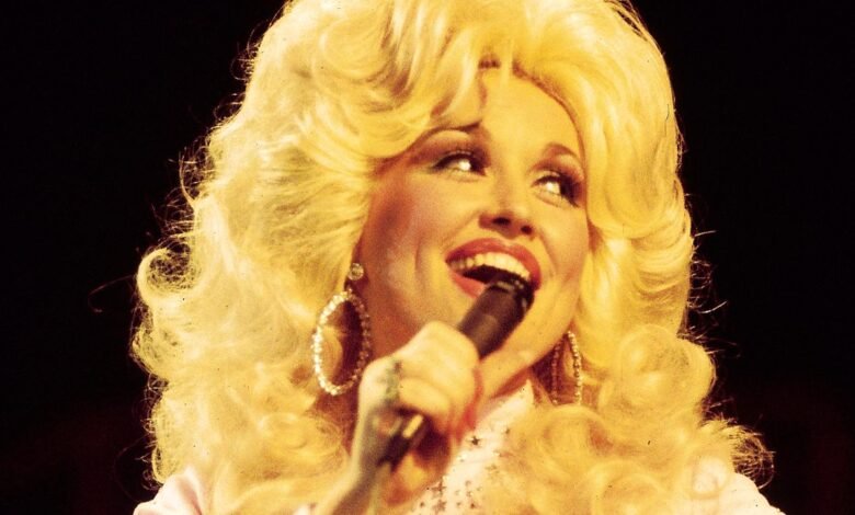 “We Will Always Love You”: Beyoncé, Taylor Swift, and More Remember Dolly Parton “We Will Always Love You”: Beyoncé, Taylor Swift, and More Remember Dolly Parton