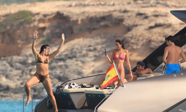 I, Too, Would Like to Vacation With the Lipas