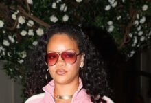 Rihanna Runs It Back in a 2000s-era Rihanna Staple