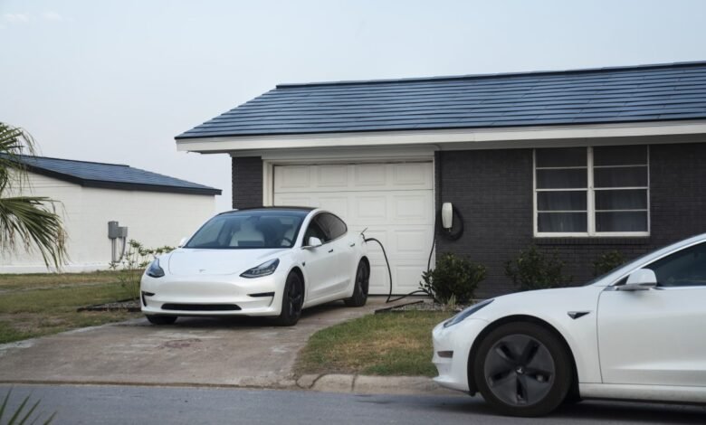 Tesla’s solar roof is dead — here’s what went wrong Tesla’s solar roof is dead — here’s what went wrong
