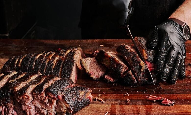 This UT Austin Football Weekend Itinerary Gives You the Best Food Options and a Taste of the Outdoors Too This UT Austin Football Weekend Itinerary Gives You the Best Food Options and a Taste of the Outdoors Too