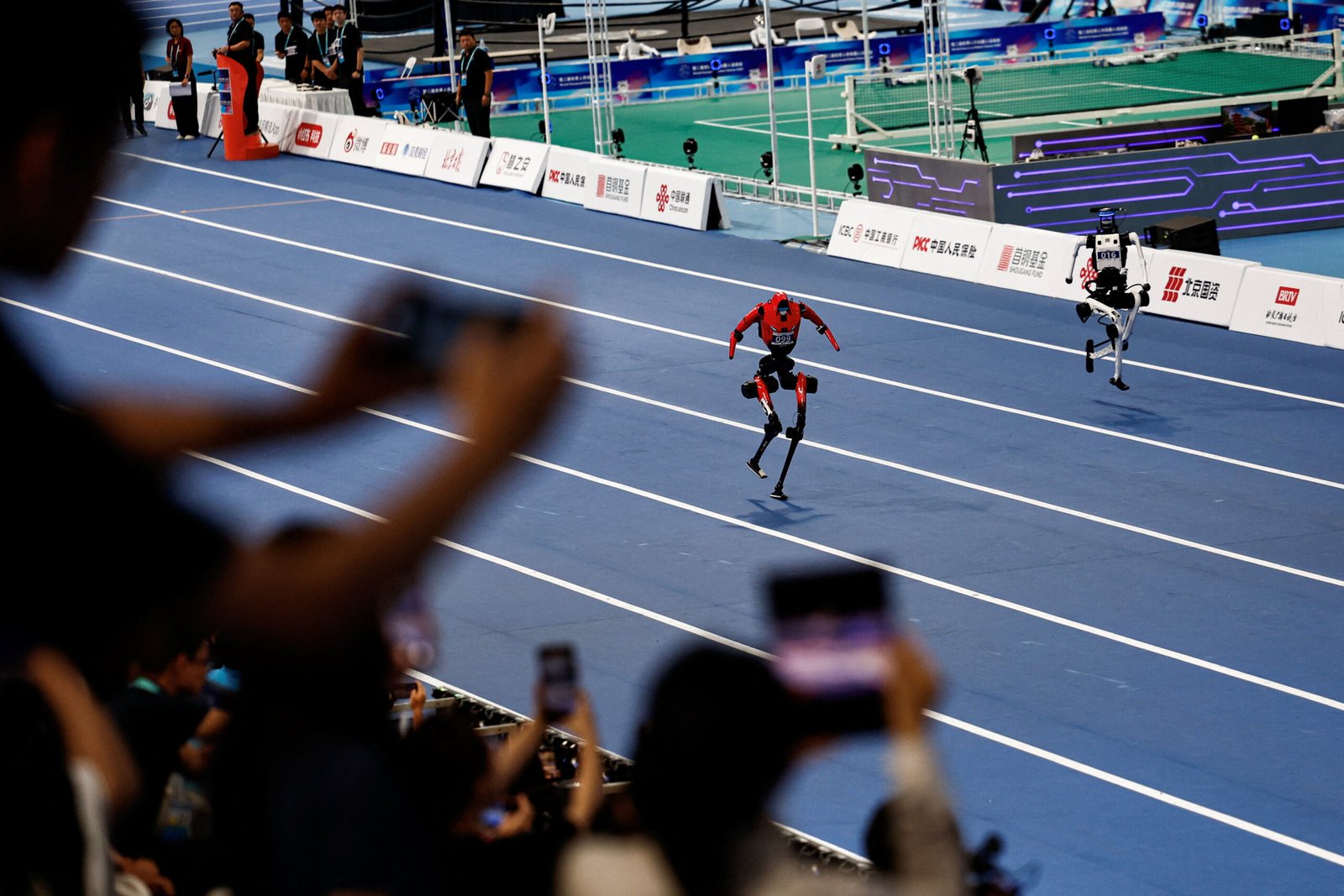 Humanoid robot beats men's 100m world record in Beijing