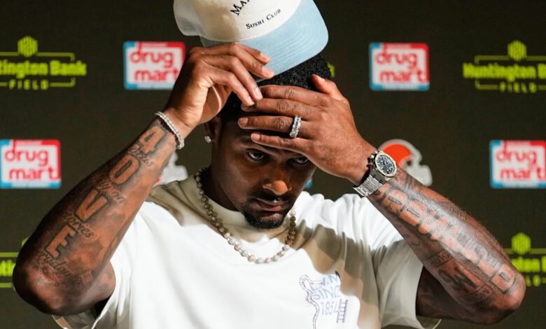 Deshaun Watson not happy to be booed by Browns fans, says it’s ‘disrespectful’ Deshaun Watson not happy to be booed by Browns fans, says it’s ‘disrespectful’
