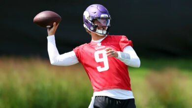 Jayden Daniels, J.J. McCarthy among those expected to play Saturday