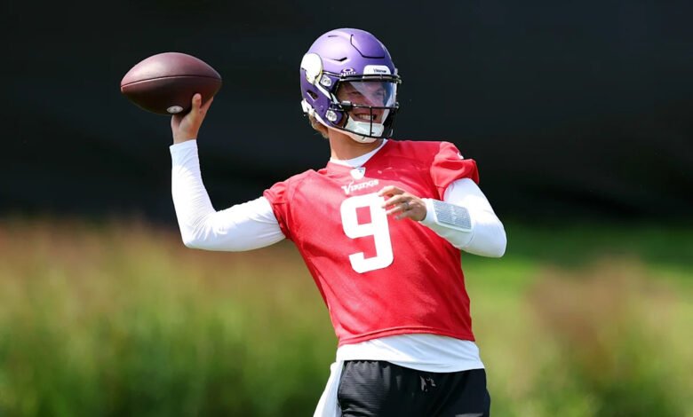 Jayden Daniels, J.J. McCarthy among those expected to play Saturday