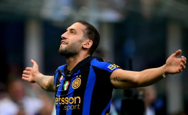 Inter thrash Monza to launch Serie A title defence Inter thrash Monza to launch Serie A title defence