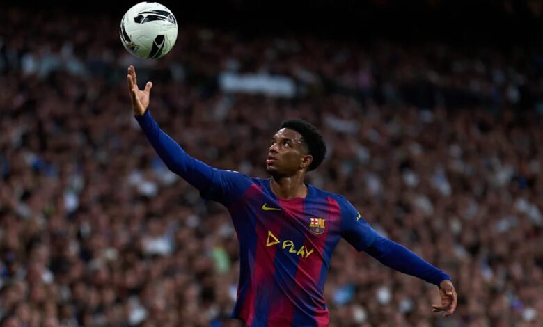 Barcelona defender still intends to stay despite growing speculation over future Barcelona defender still intends to stay despite growing speculation over future