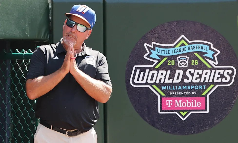 Manager Timothy Nichting looks like he's praying for Hamilton West Side (Great Lakes region) against Henderson, Nevada, (Moun