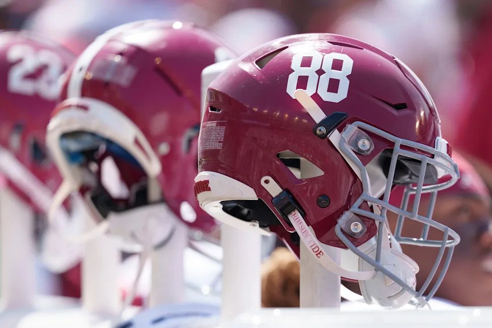NO. 24 ALABAMA. A look synonymous with college football, Alabama has a simple yet beautifully done design with player numbers