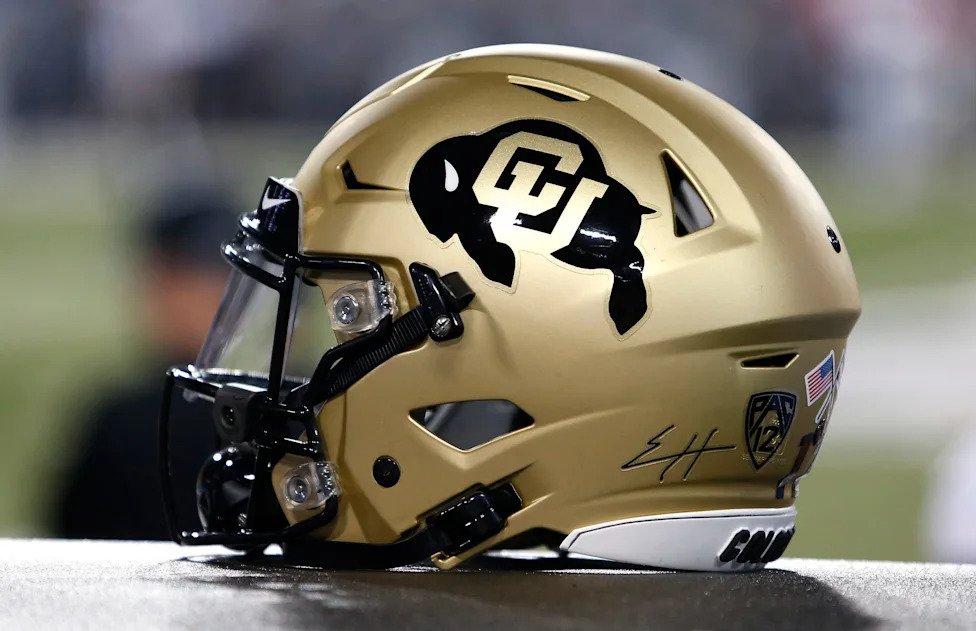 Transfers shake up 2026 college football QB rankings. See who tops our Top 25 list (13)