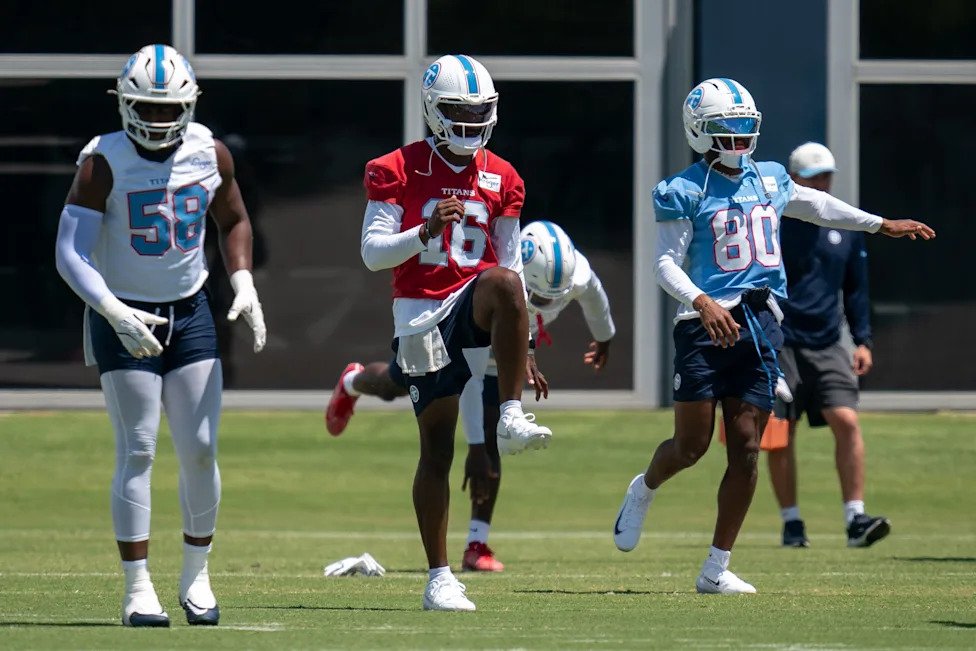 Where to watch former Vols in Titans (9)