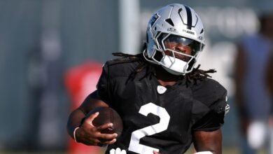 Raiders’ Klint Kubiak says injured Ashton Jeanty ‘on the mend’