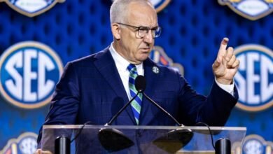 SEC draws rule to stop NFL, NBA, WNBA players from returning