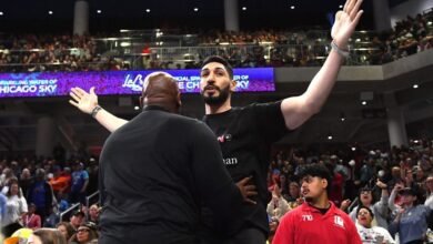 Sky ban Kanter Freedom from arena after clash with Cloud