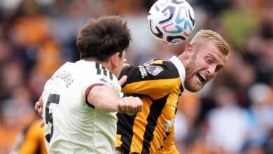 Man United fall in shocking Hull defeat in Premier League opener