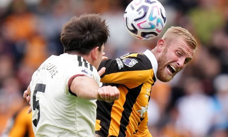 Man United fall in shocking Hull defeat in Premier League opener Man United fall in shocking Hull defeat in Premier League opener