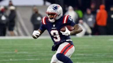 Patriots trading Boutte to Texans for Reed, draft pick Patriots trading Boutte to Texans for Reed, draft pick