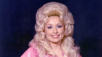 Dolly Parton Shares Her Six Fashion Rules