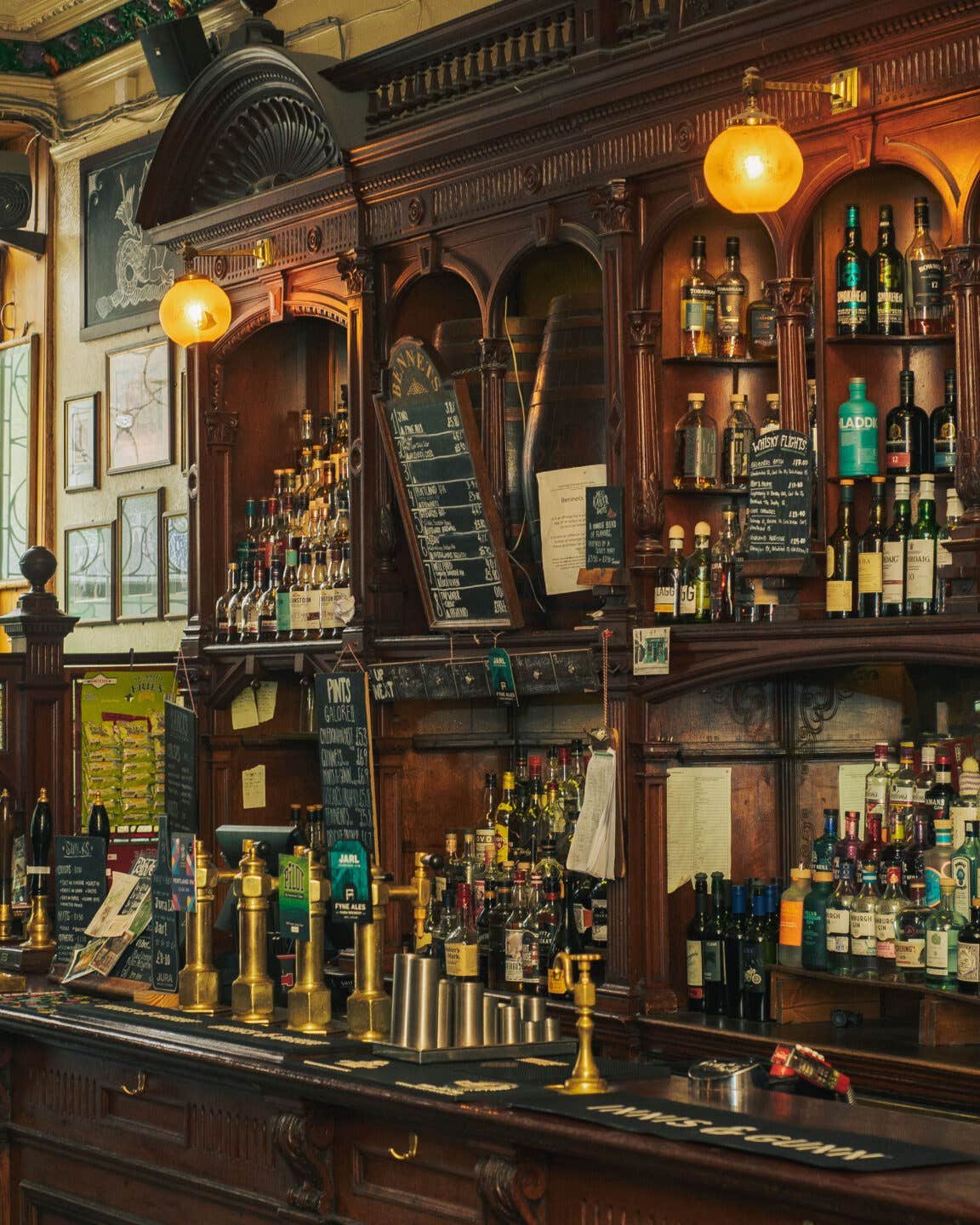 The Ultimate Edinburgh Pub Crawl Edinburgh pubs