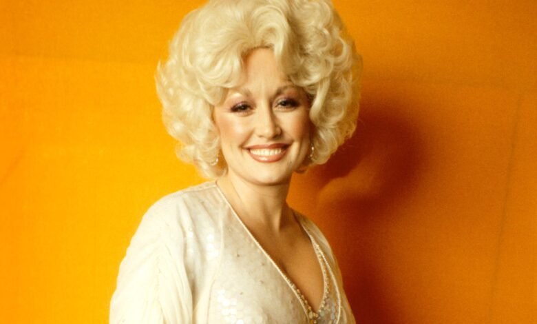 15 Charming Dolly Parton Quotes on Life, Love, and Everything In Between 15 Charming Dolly Parton Quotes on Life, Love, and Everything In Between