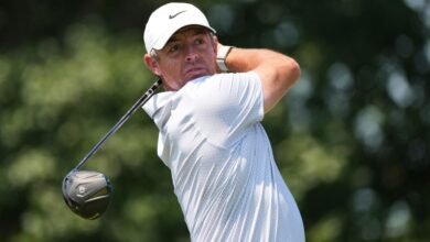 Rory McIlroy: World No 2 pulls himself back into contention at the BMW Championship after five Rory McIlroy: World No 2 pulls himself back into contention at the BMW Championship after five