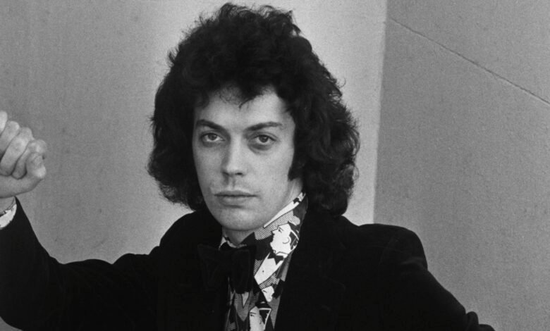 Tim Curry’s devilish charm was irresistible Tim Curry’s devilish charm was irresistible