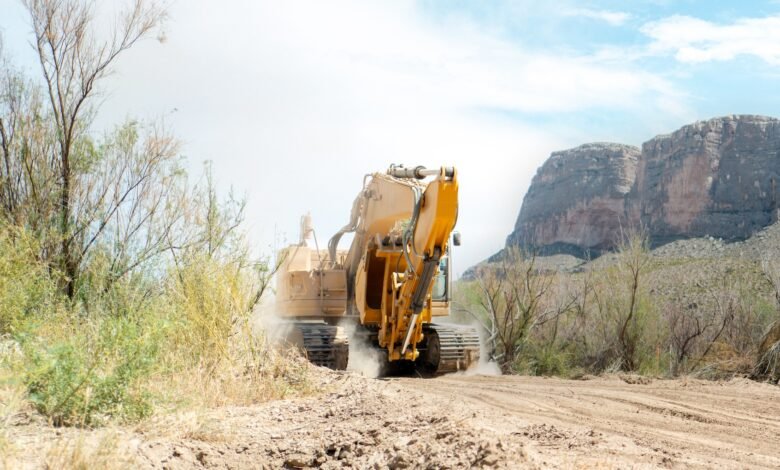Cornered by Big Bend backlash, Texas Republicans tread carefully around Trump Cornered by Big Bend backlash, Texas Republicans tread carefully around Trump
