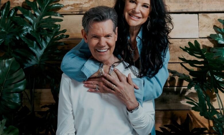 New Randy Travis Song ‘I Don’t Care‘ Feels Like An All Time Classic New Randy Travis Song ‘I Don’t Care‘ Feels Like An All Time Classic