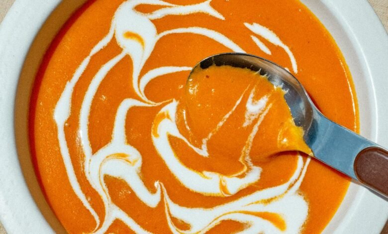 3-Ingredient Curry Pumpkin Soup
