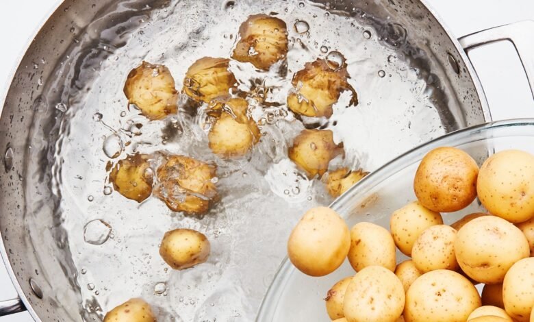 How one can Boil Potatoes (and How Lengthy to Boil Them)