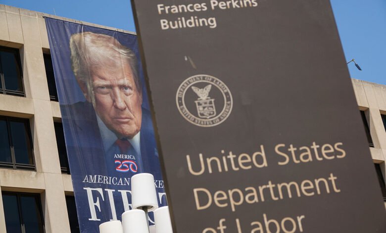 Strip clubs, closet duty and Trump’s former Labor Secretary Strip clubs, closet duty and Trump’s former Labor Secretary