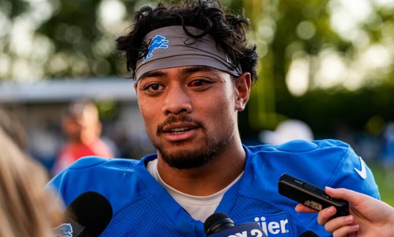 Safety-turned-running back Sione Vaki set for increased role on offense Safety-turned-running back Sione Vaki set for increased role on offense