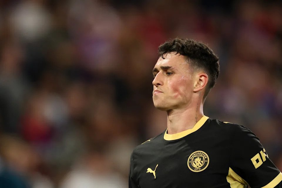 Despite not having the title, a Manchester City favourite is a leader (2)