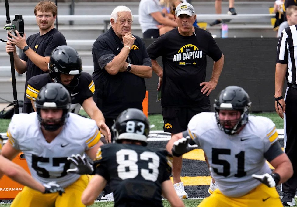 Trio of Iowa football legends named to USA TODAY's all (3)