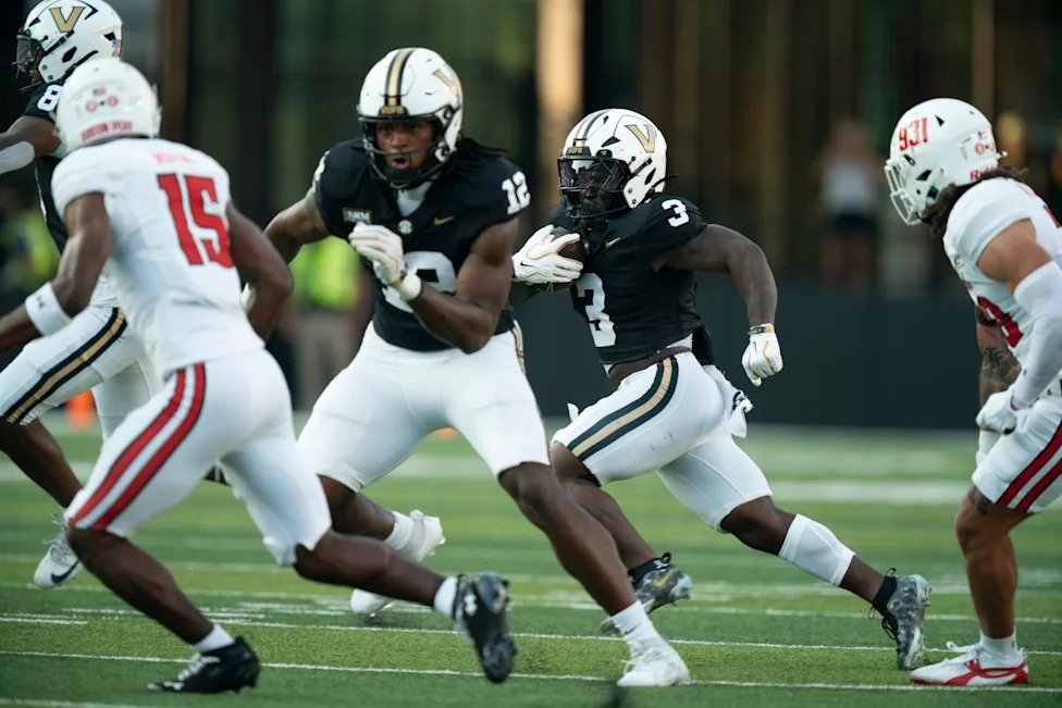 Vanderbilt running back Jamezell Lassiter (3) runs against Austin Peay during their game at FirstBank Stadium at Vanderbilt U