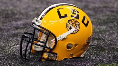LSU leaves Wright, Harris off roster for season opener