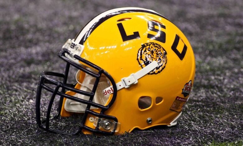 LSU leaves Wright, Harris off roster for season opener LSU leaves Wright, Harris off roster for season opener