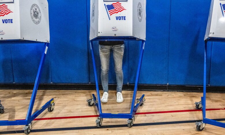 Democrats demand Homeland Security officials fund election security ahead of midterms
