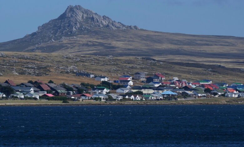 Argentina’s Milei escalates Falklands dispute, seizing on Trump comments and oil tensions Argentina’s Milei escalates Falklands dispute, seizing on Trump comments and oil tensions