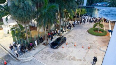 New immigration court tactic leads to huge lines and chaos in Miami New immigration court tactic leads to huge lines and chaos in Miami